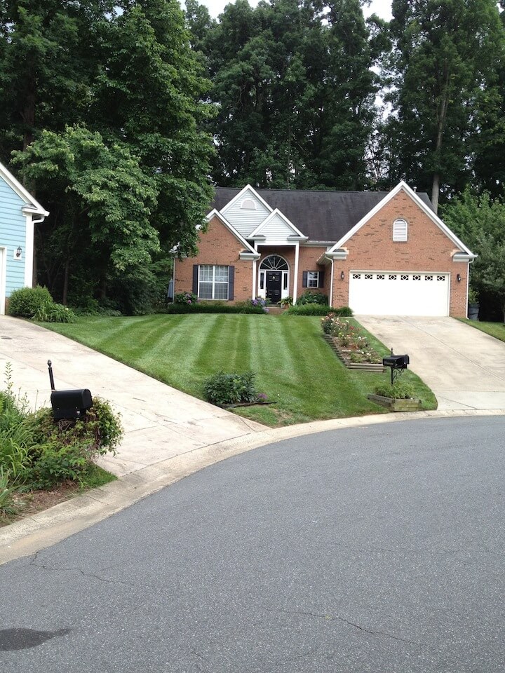 Lawn Mowing Matthews NC